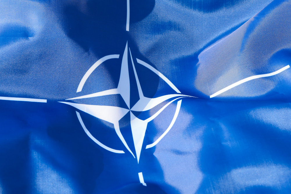 NATO, afectată de conflictele din Iugoslavia și orientul mijlociu