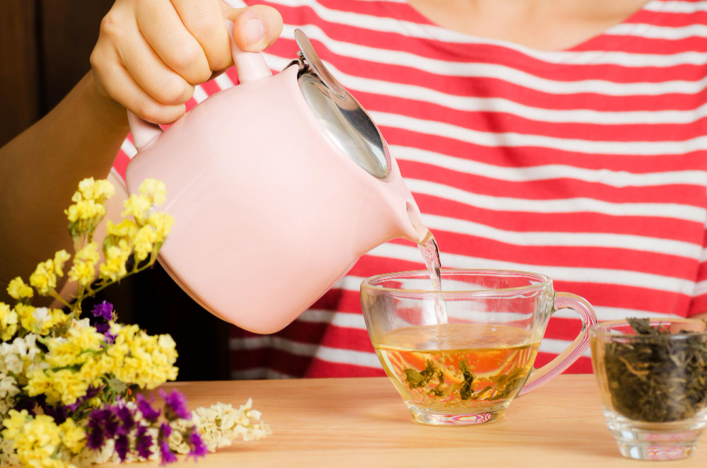Ceaiul de plante: Arma împotriva cancerului de sân?